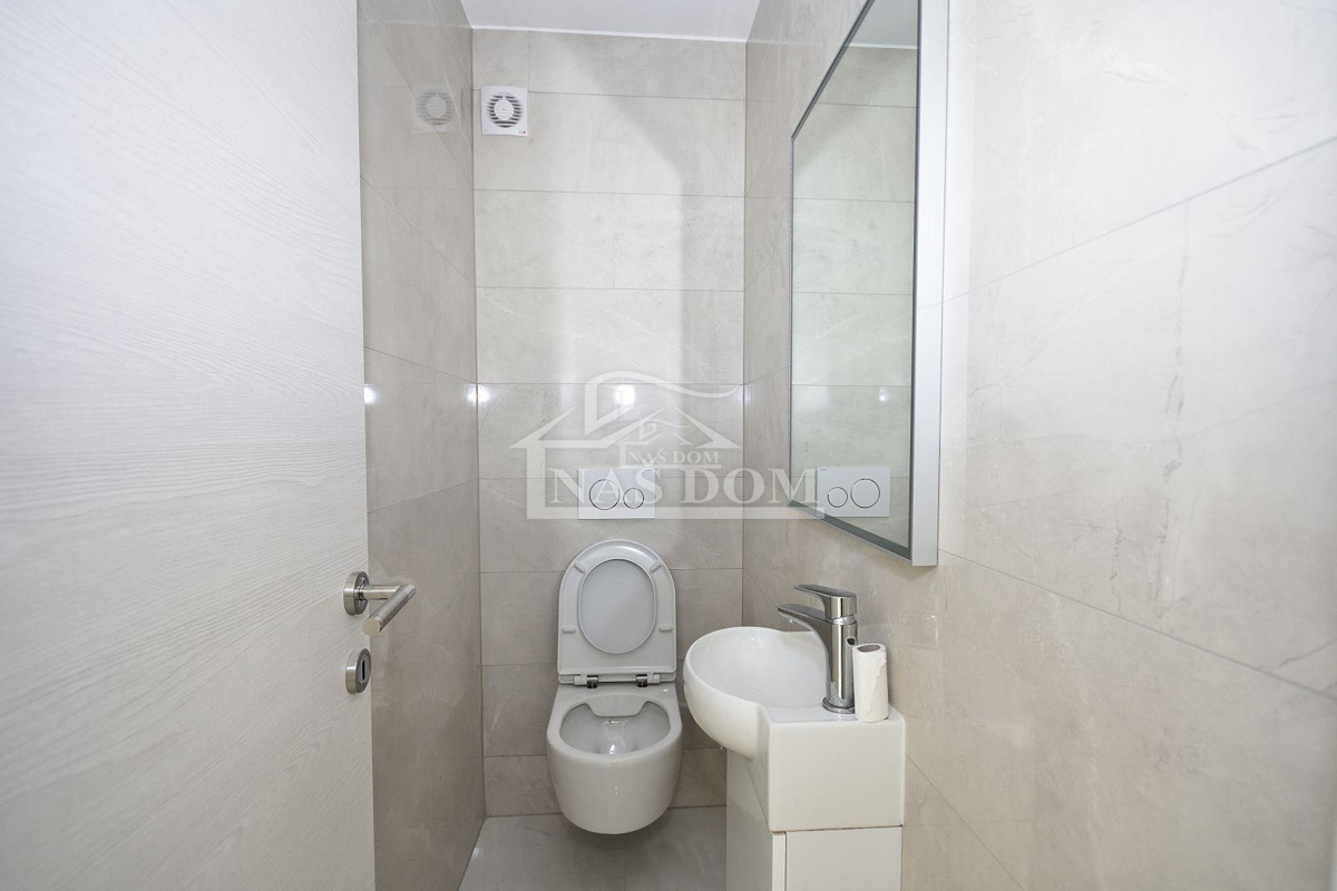 Vodice - appartamento confortevole ristrutturato al piano terra con giardino, a 300 m dalla spiaggia