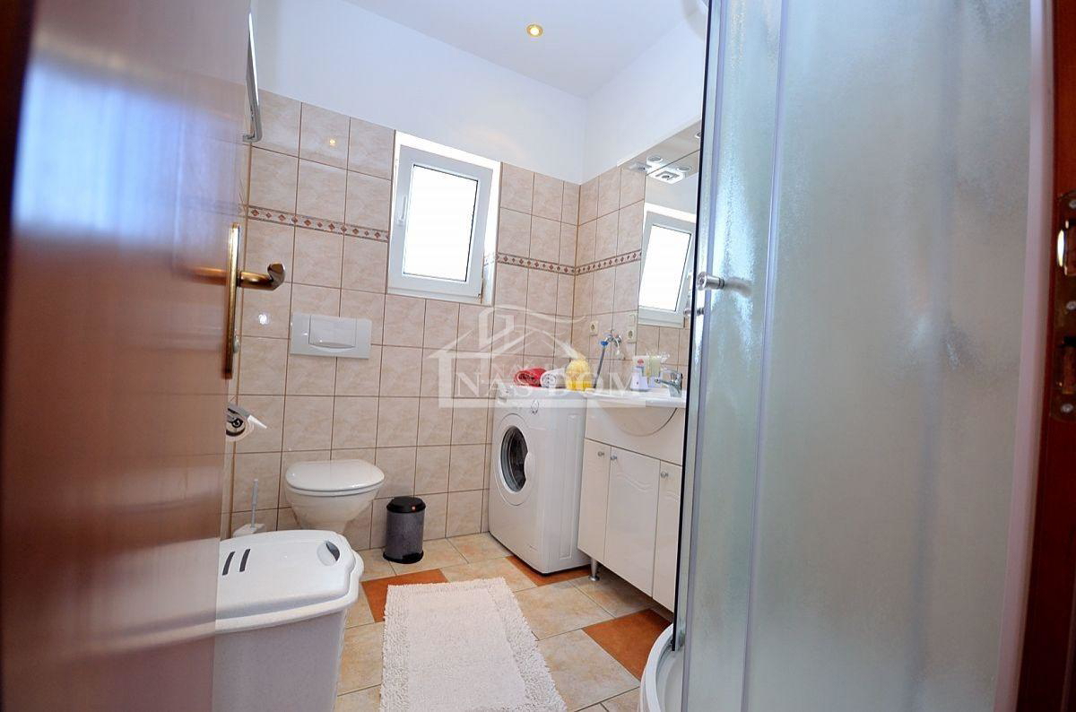 Vodice - Villa indipendente di 343m2