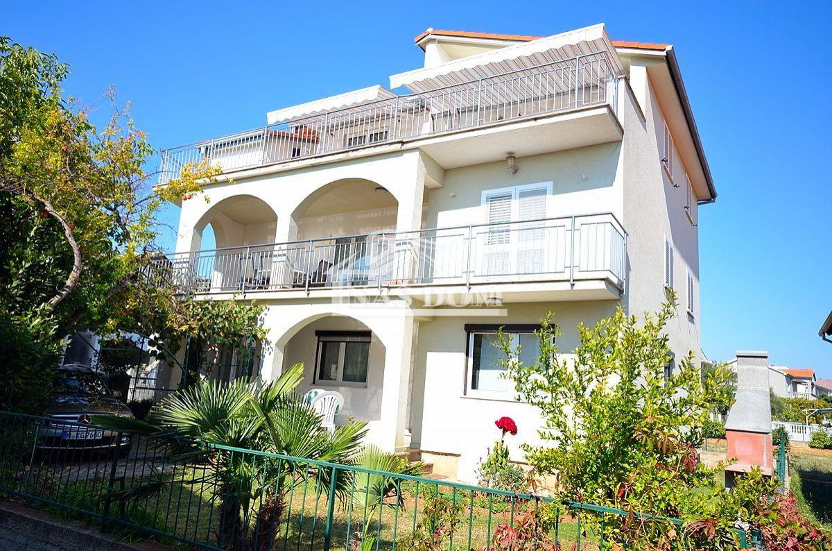 Vodice - Villa indipendente di 343m2