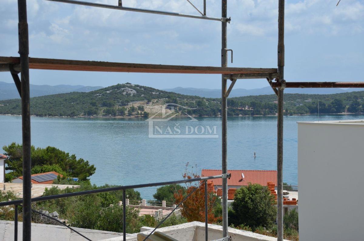 Betina - Villa di lusso con vista mare, a 150m dalla spiaggia