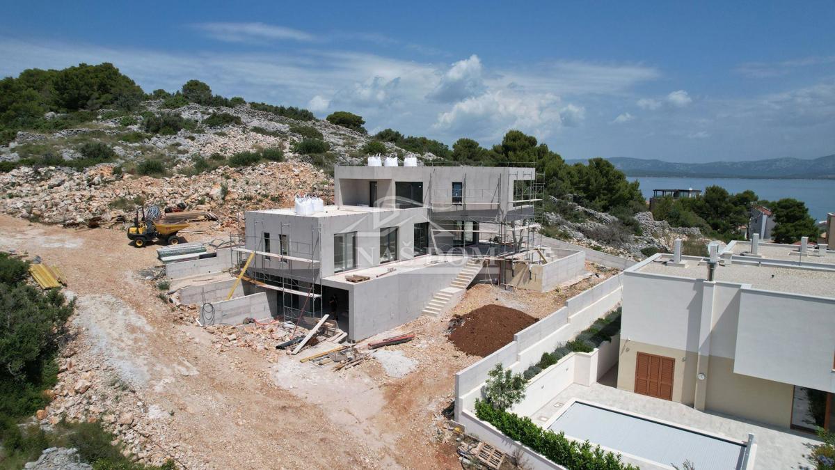 Betina - Villa di lusso con vista mare, a 150m dalla spiaggia