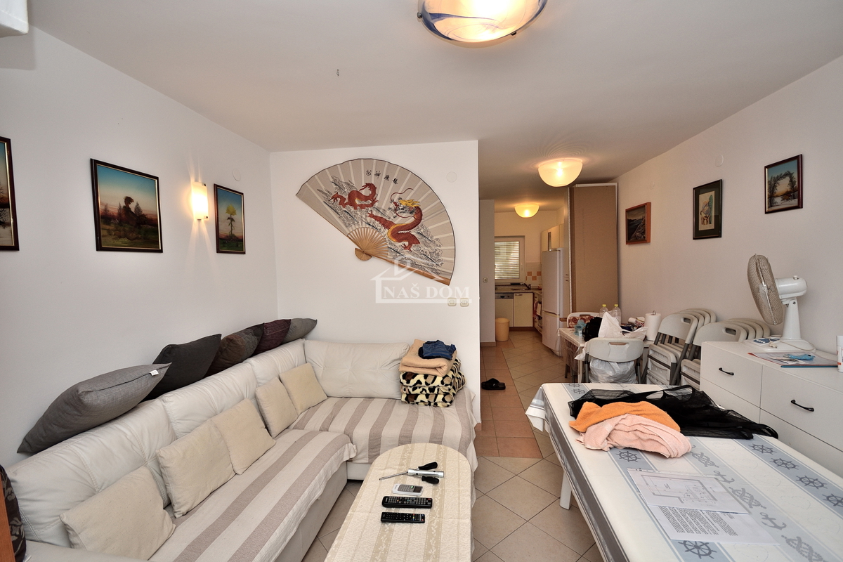 Vodice, Srima - appartamento su tre piani a 450 m dalla spiaggia