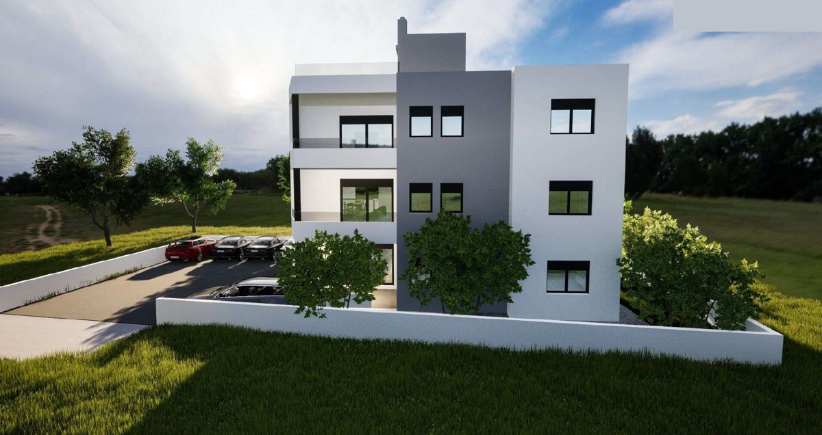 Vodice-**NUOVA COSTRUZIONE** Appartamento S1 con giardino, a 450 m dal mare