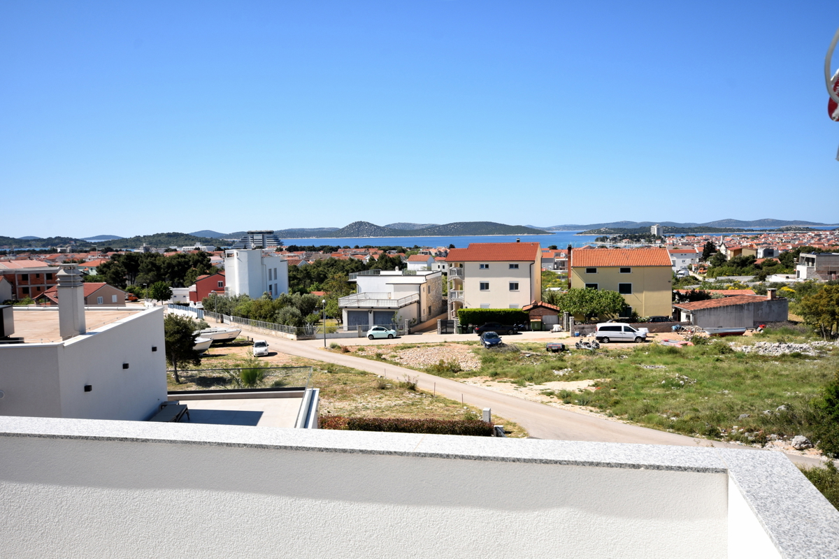 Appartamento bilocale con vista mare