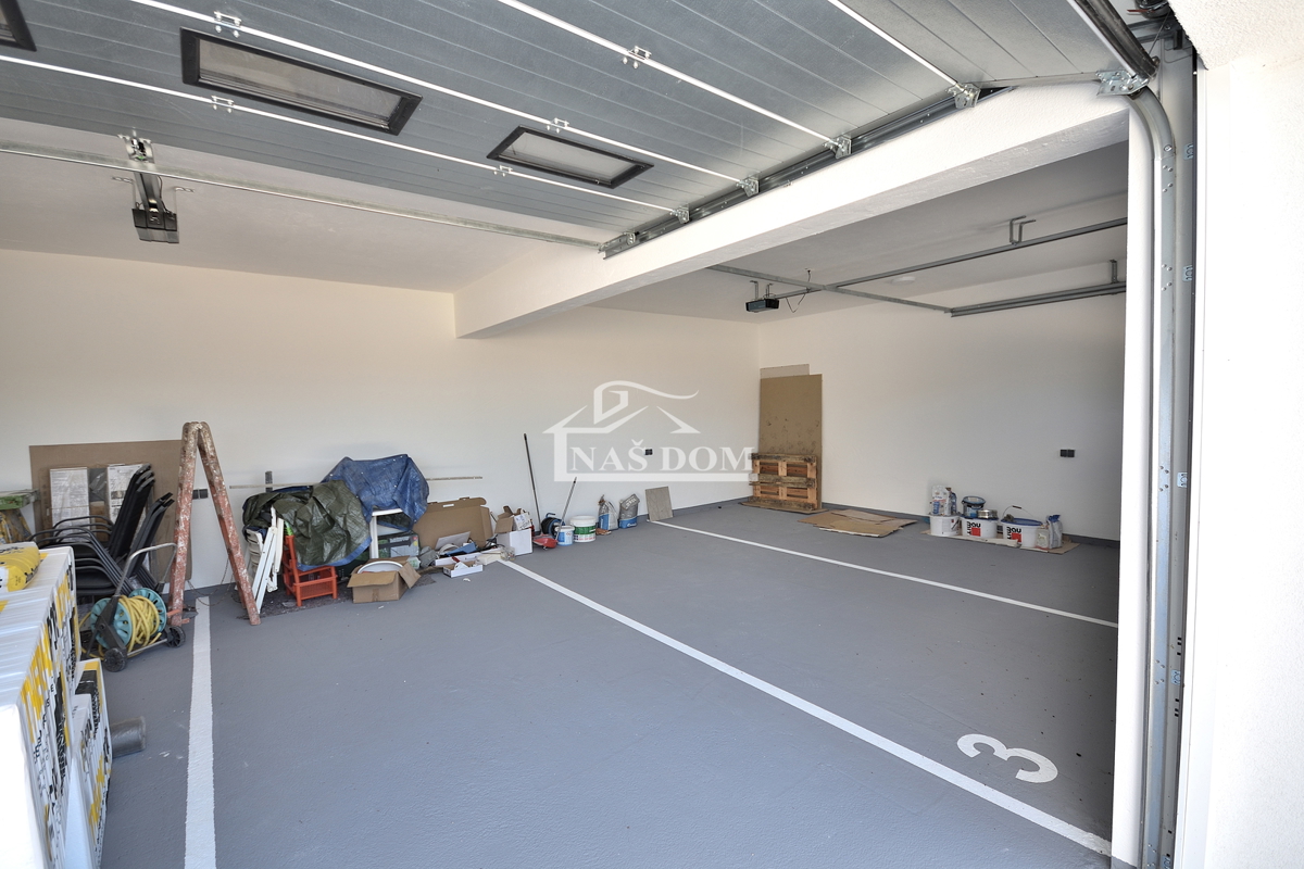 Tisno - **NUOVA COSTRUZIONE** Appartamento S4 con vista mare