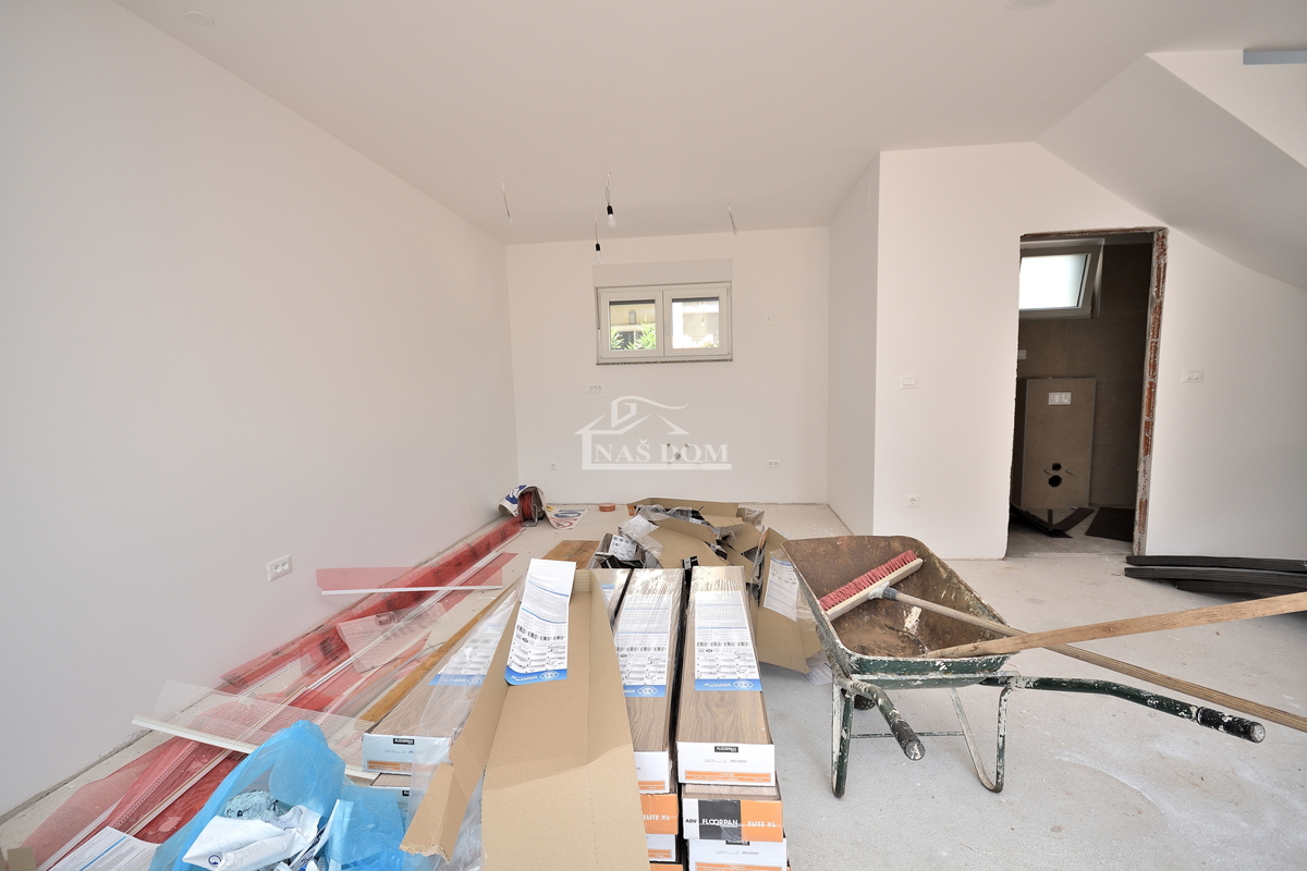 VODICE - **POSIZIONE ECCEZIONALE** *NUOVA COSTRUZIONE* Casa S1, 150 m dalla spiaggia