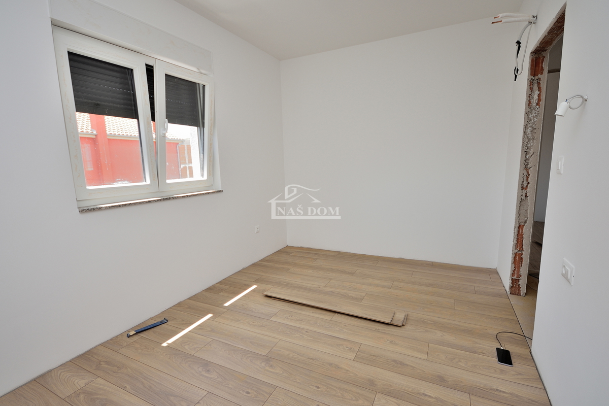 VODICE - **POSIZIONE ECCEZIONALE** *NUOVA COSTRUZIONE* Casa S1, 150 m dalla spiaggia