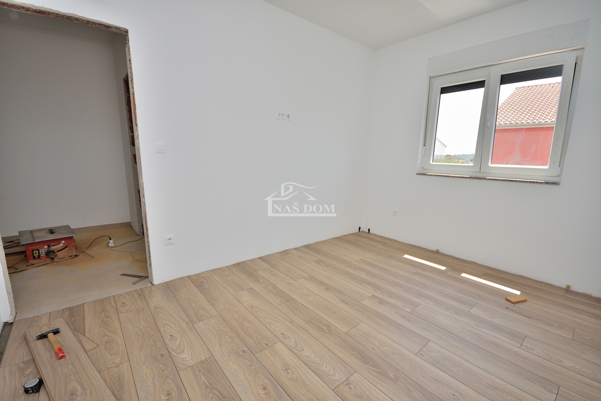 VODICE - **POSIZIONE ECCEZIONALE** *NUOVA COSTRUZIONE* Casa S1, 150 m dalla spiaggia