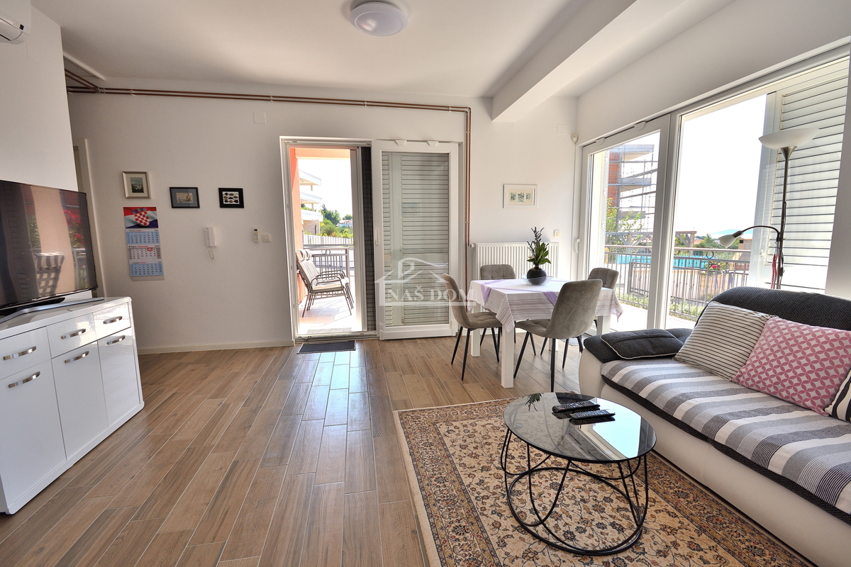 TRIBUNJ - casa con vista mare, a 400 m dalla spiaggia