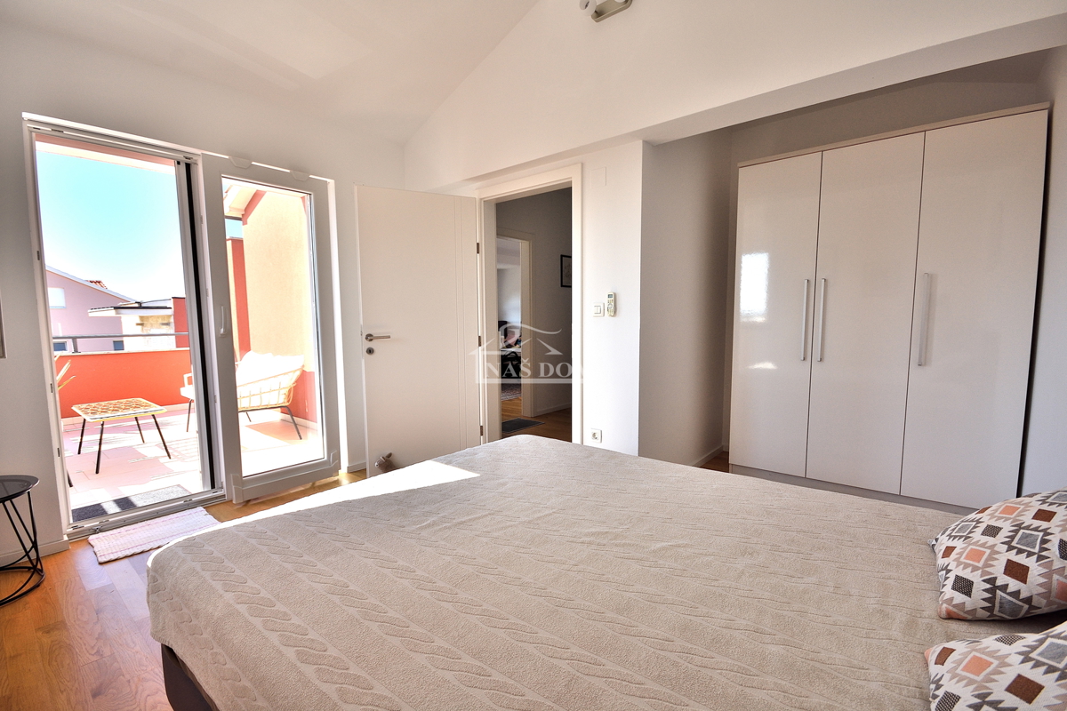 TRIBUNJ - casa con vista mare, a 400 m dalla spiaggia