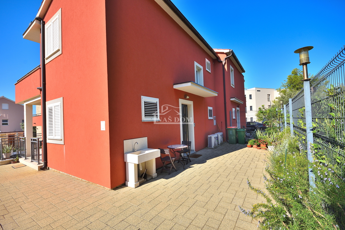 TRIBUNJ - casa con vista mare, a 400 m dalla spiaggia