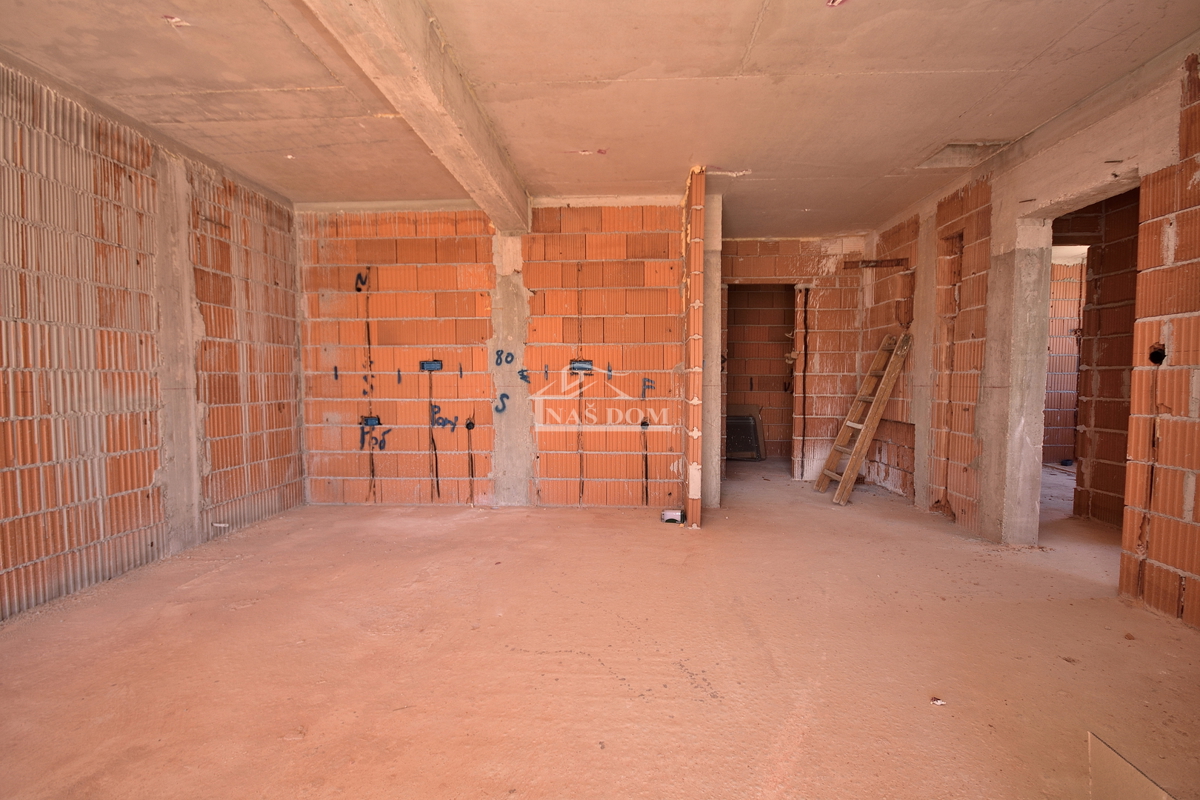 Vodice - *NUOVA COSTRUZIONE* Appartamento S1 con giardino, vista mare