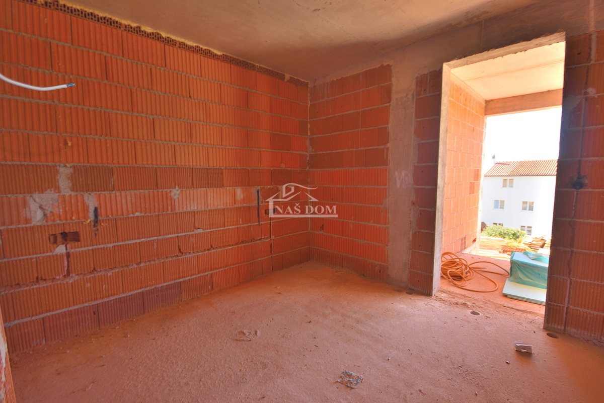 Vodice - *NUOVA COSTRUZIONE* Appartamento S1 con giardino, vista mare