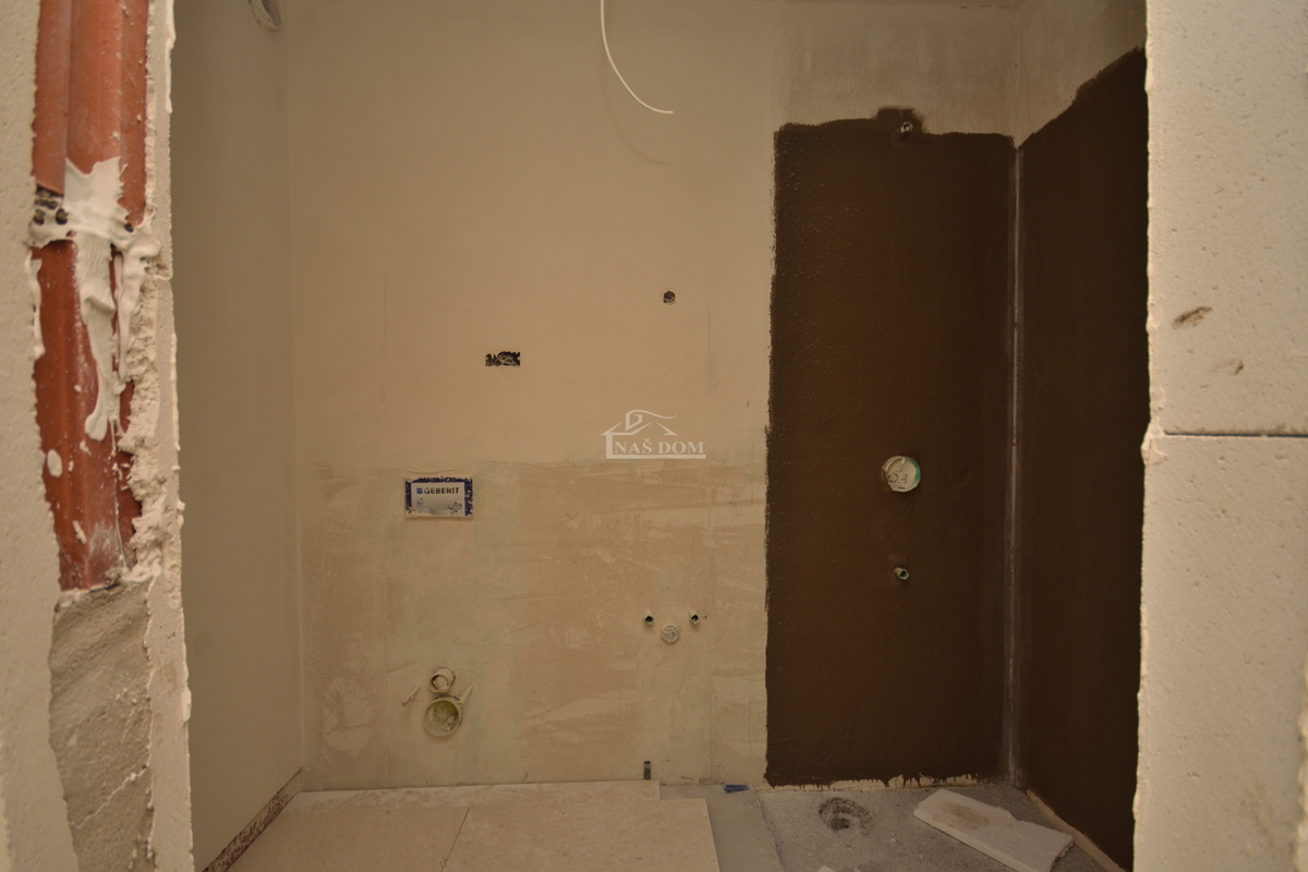 Vodice - Appartamento di lusso S3 al piano terra, vista mare