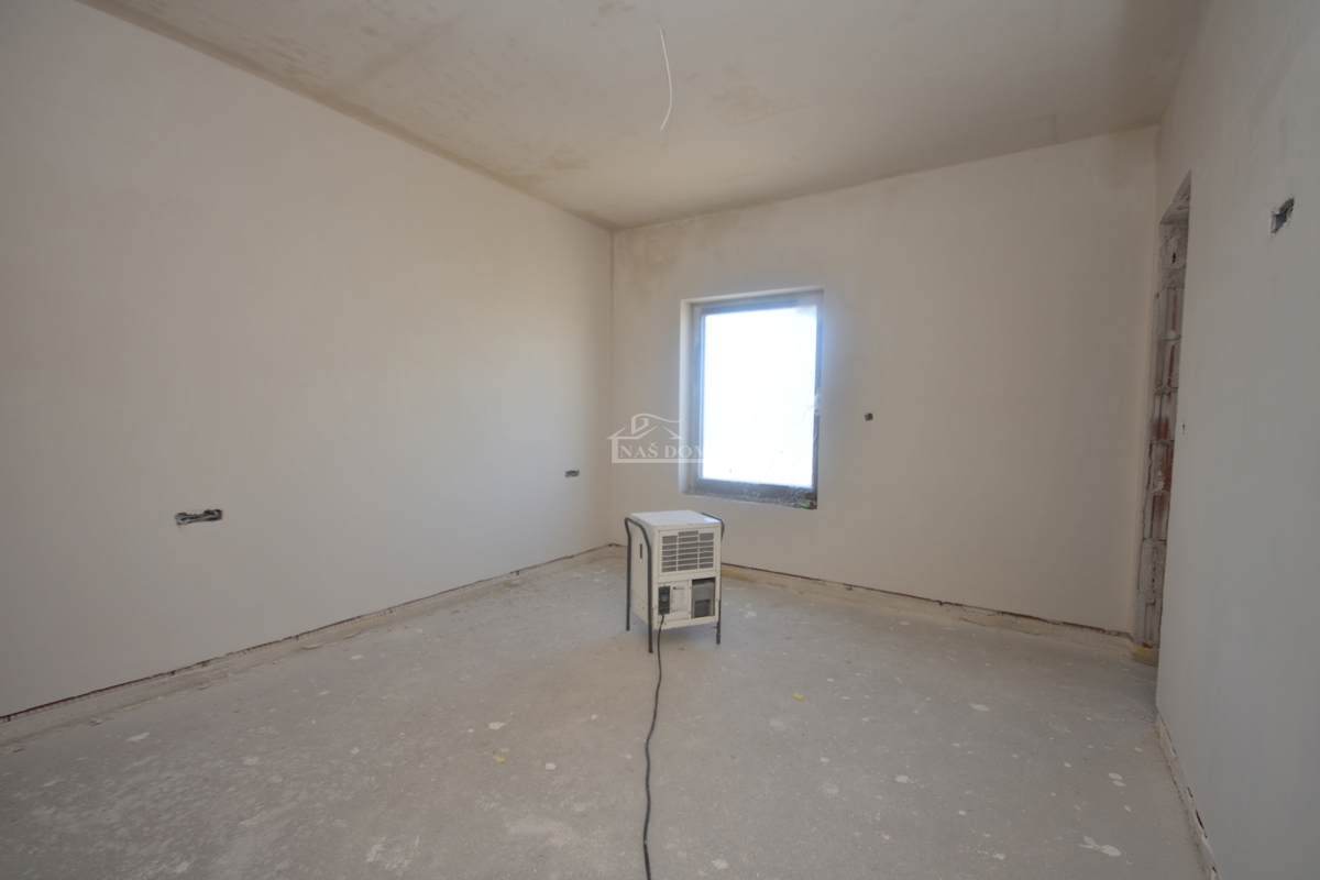 Vodice - Appartamento di lusso S10 con tre camere da letto, ascensore, vista mare, secondo piano