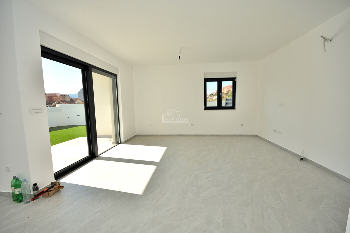 Vodice - Appartamento duplex S2 con giardino, 113,43 m2