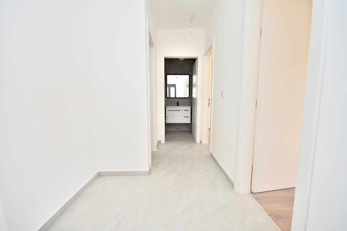 Vodice - Appartamento duplex S2 con giardino, 113,43 m2