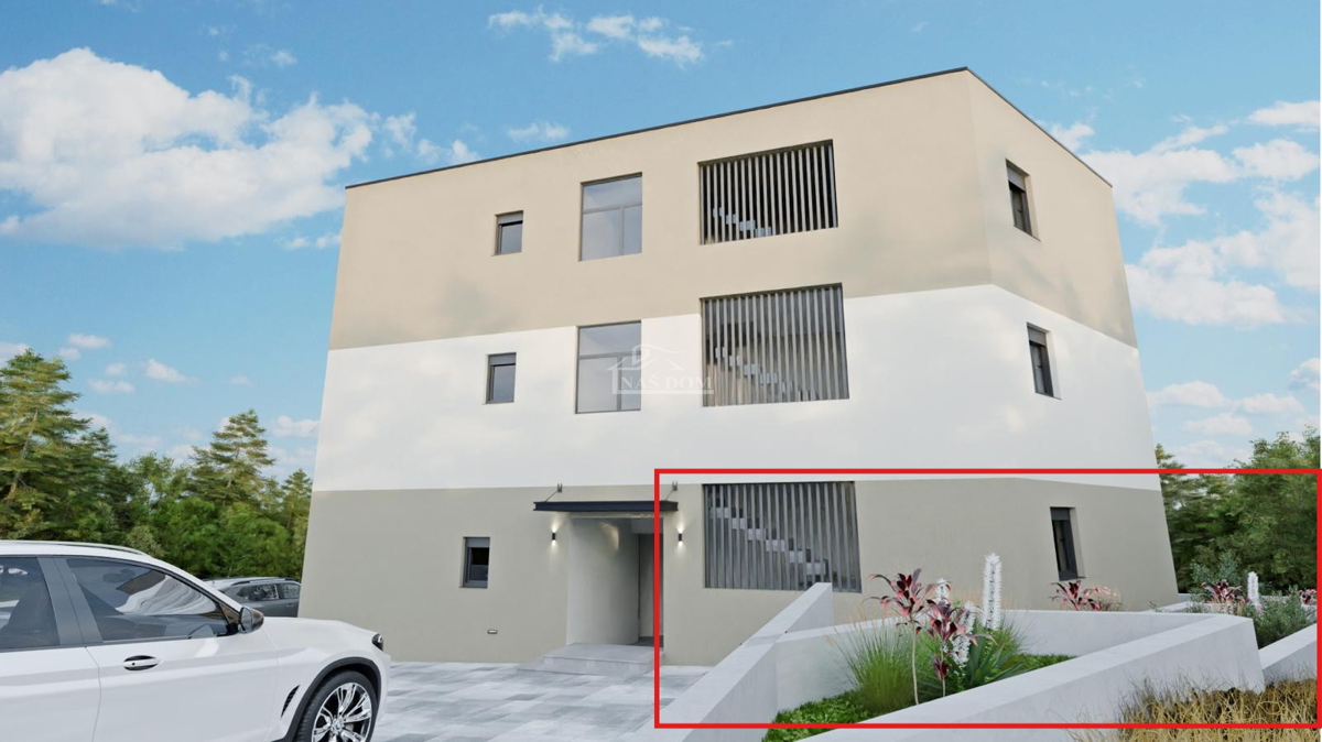 Šibenik - appartamento bilocale con giardino