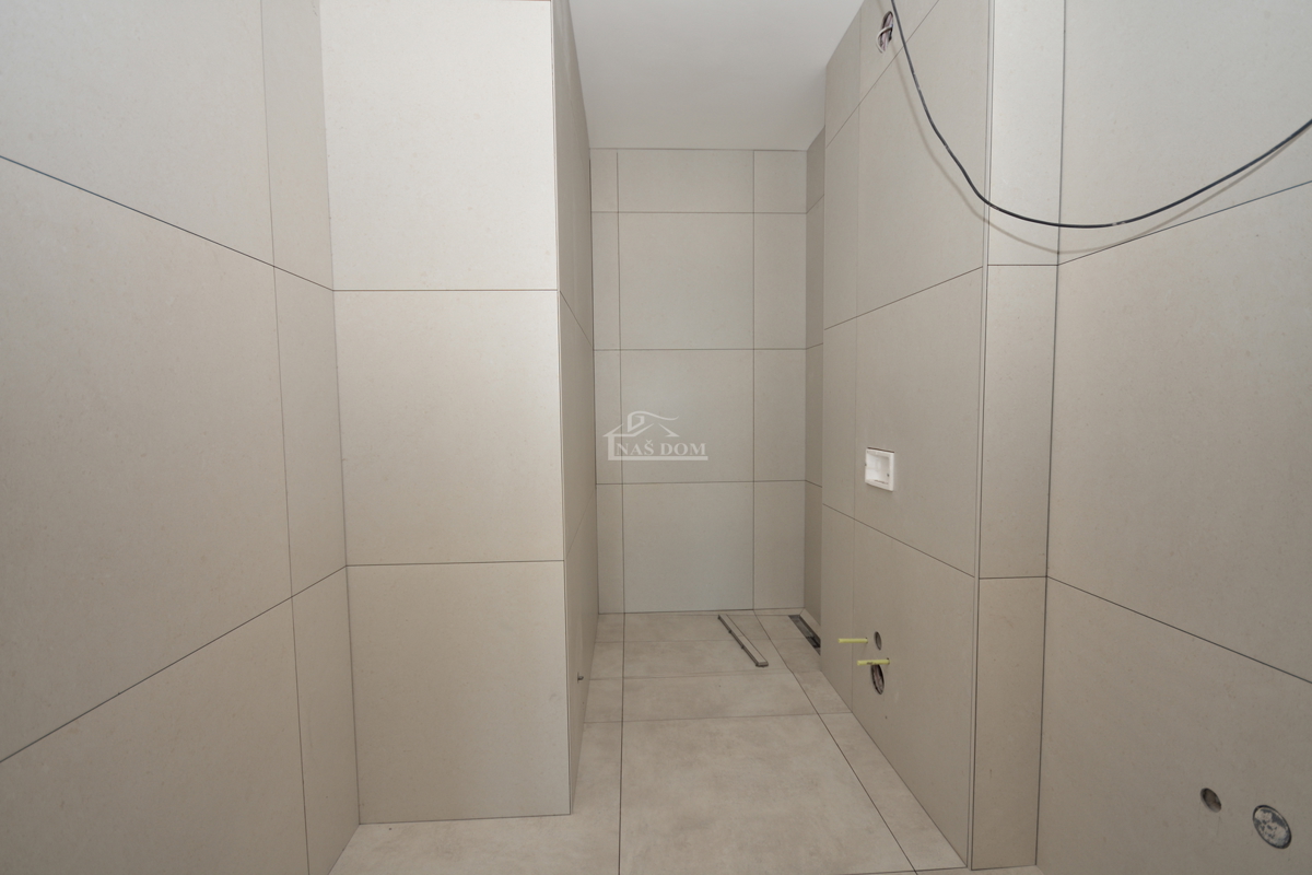 Appartamento confortevole al secondo piano con vista panoramica sul mare - Vodice