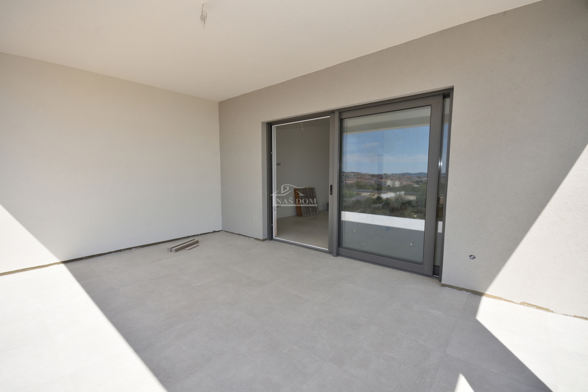 Appartamento confortevole al secondo piano con vista panoramica sul mare - Vodice