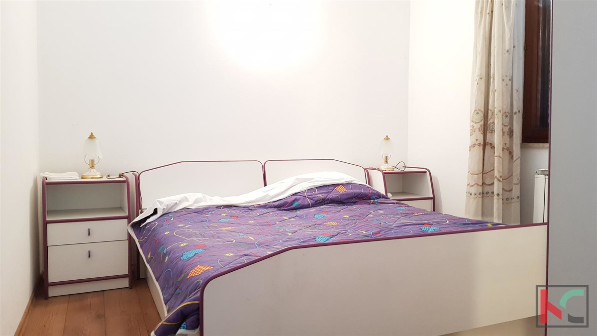 Pula, Veruda Porat è una proprietà interessante vicino al mare con tre unità abitative e una business unit