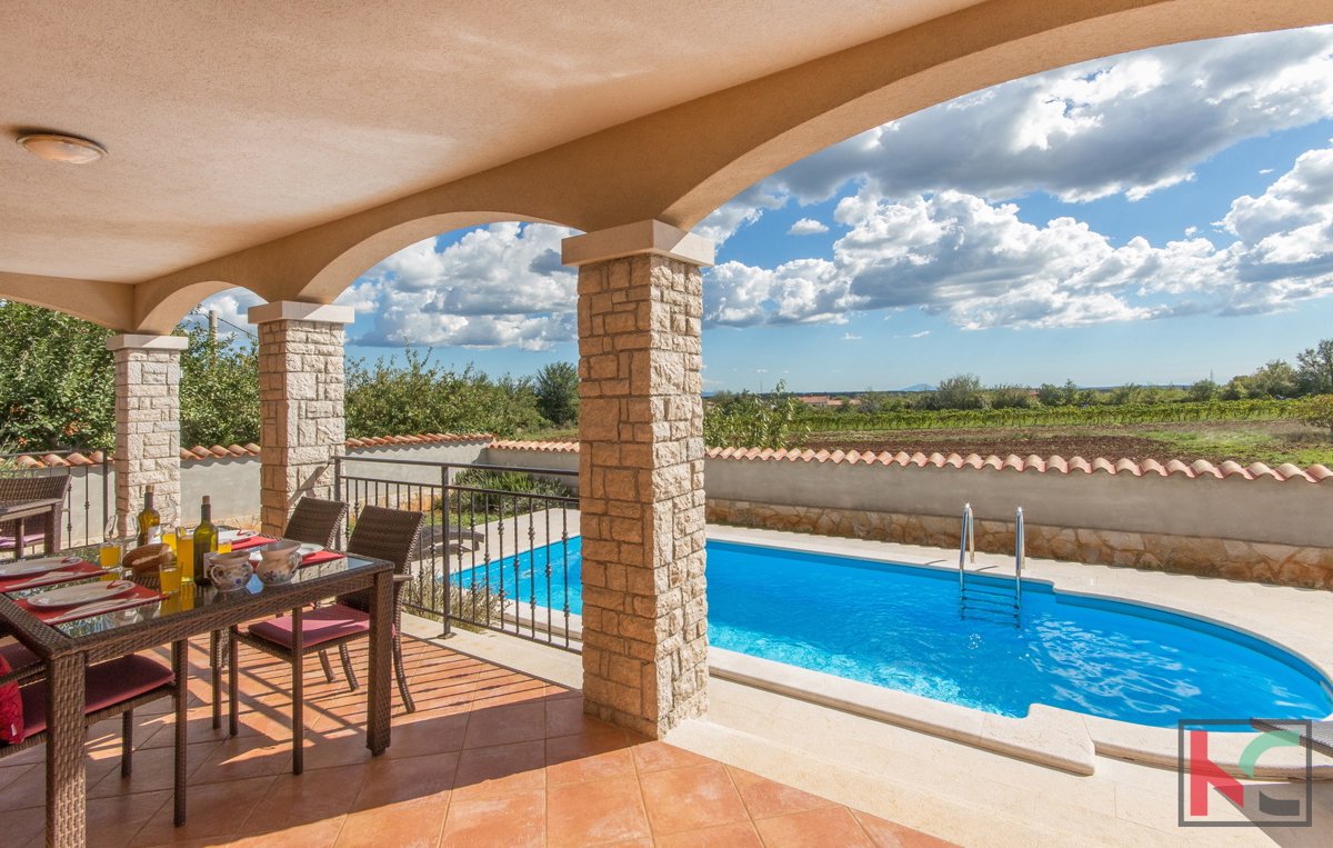 Istria, Marčana, Villa con piscina in posizione tranquilla