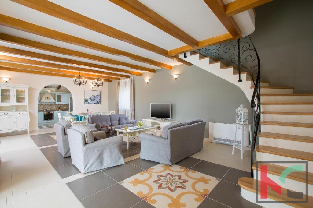 Istria, Valle, casa per vacanze con piscina su un ampio terreno di 1650m2, #vendita