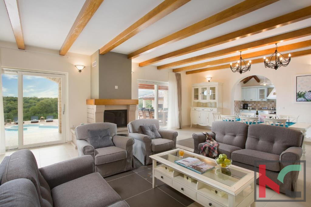 Istria, Valle, casa per vacanze con piscina su un ampio terreno di 1650m2, #vendita