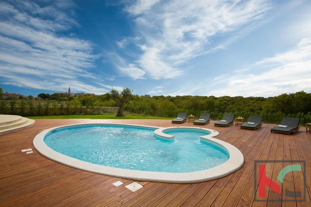 Istria, Valle, casa per vacanze con piscina su un ampio terreno di 1650m2, #vendita