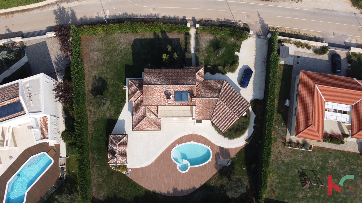 Istria, Valle, casa per vacanze con piscina su un ampio terreno di 1650m2, #vendita