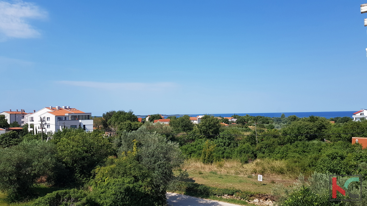 Istria, Peroj, appartamento con due camere da letto 64,67m2 con vista mare