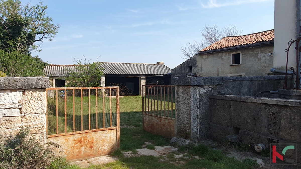 Istria, Gimino, casa in pietra da ristrutturare #vendita