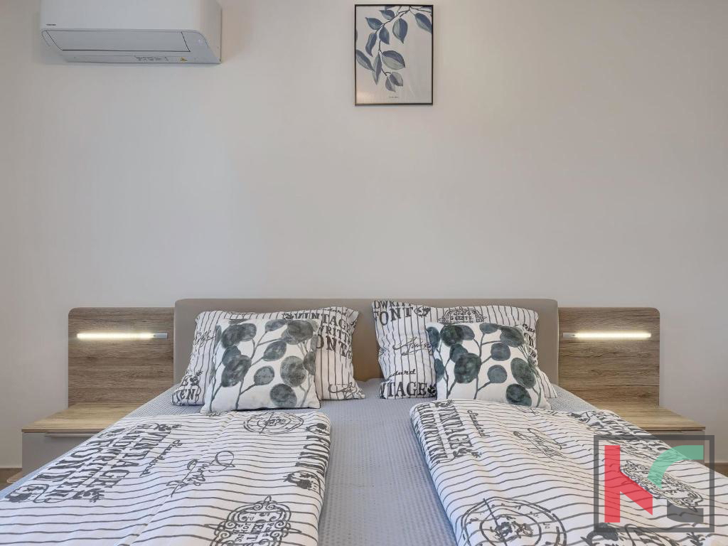 Istria, Parenzo, casa vacanza con piscina e giardino paesaggistico, #vendita