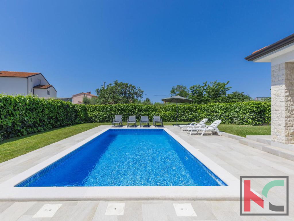 Istria, Parenzo, casa vacanza con piscina e giardino paesaggistico, #vendita