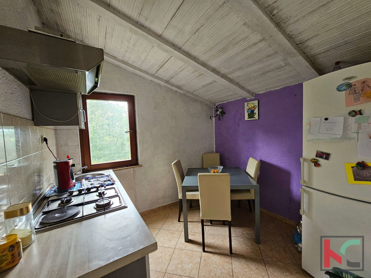 Istria, Parenzo, casa con ampio giardino 2324m2, #vendita