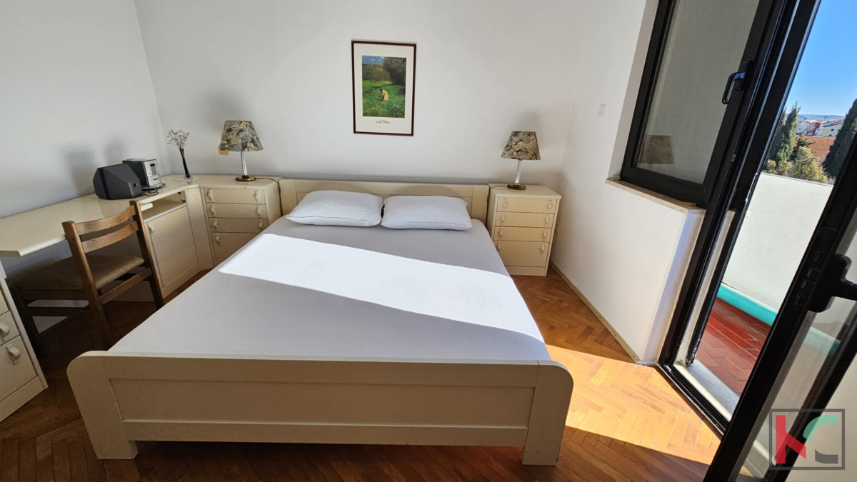 Istria, Rovigno, appartamento con due camere da letto in pieno centro con vista sul centro storico e su Sant'Eufemia #vendita