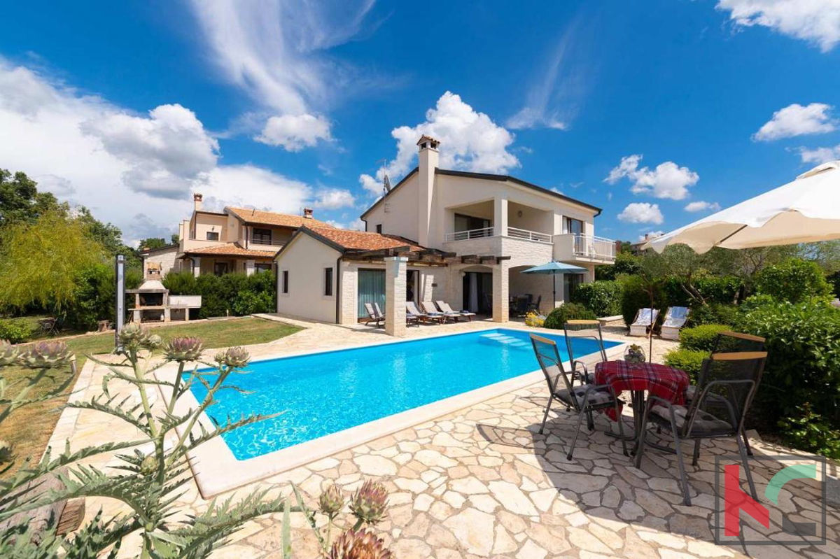 Istria, zona Parenzo, villa 166 m2 con vista panoramica sul mare, #vendita