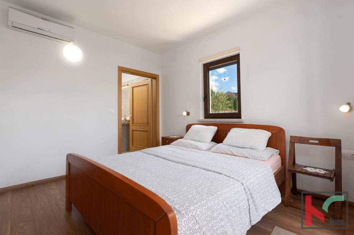 Istria, zona Parenzo, villa 166 m2 con vista panoramica sul mare, #vendita