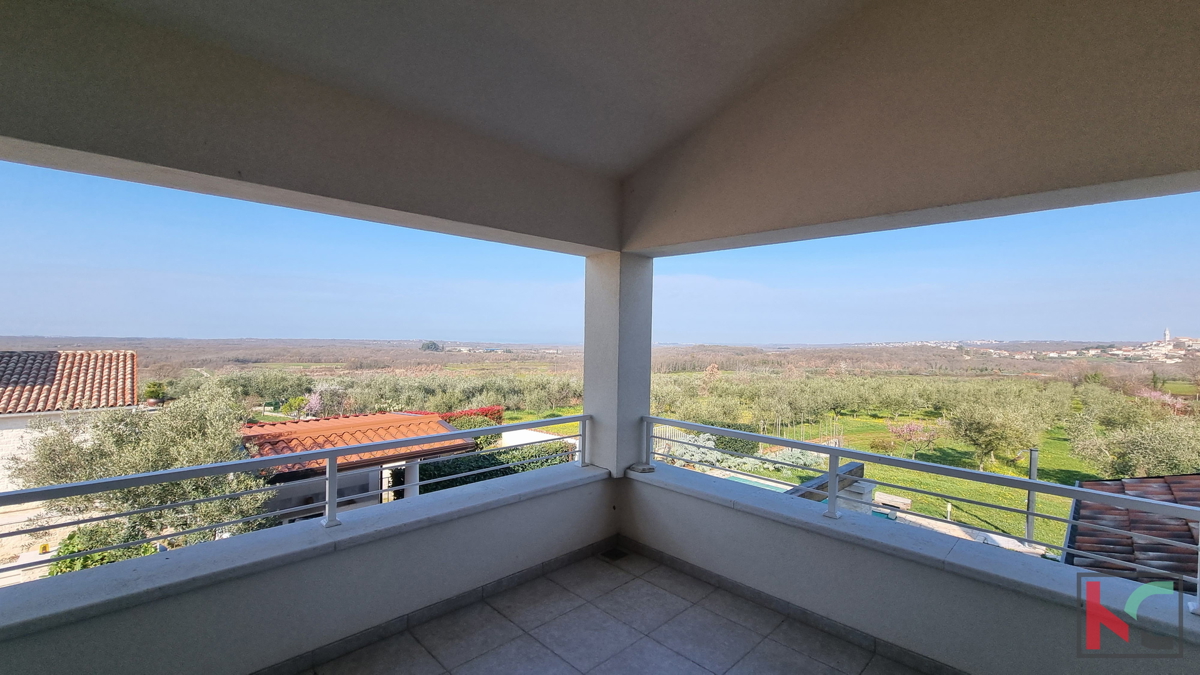 Istria, zona Parenzo, villa 166 m2 con vista panoramica sul mare, #vendita