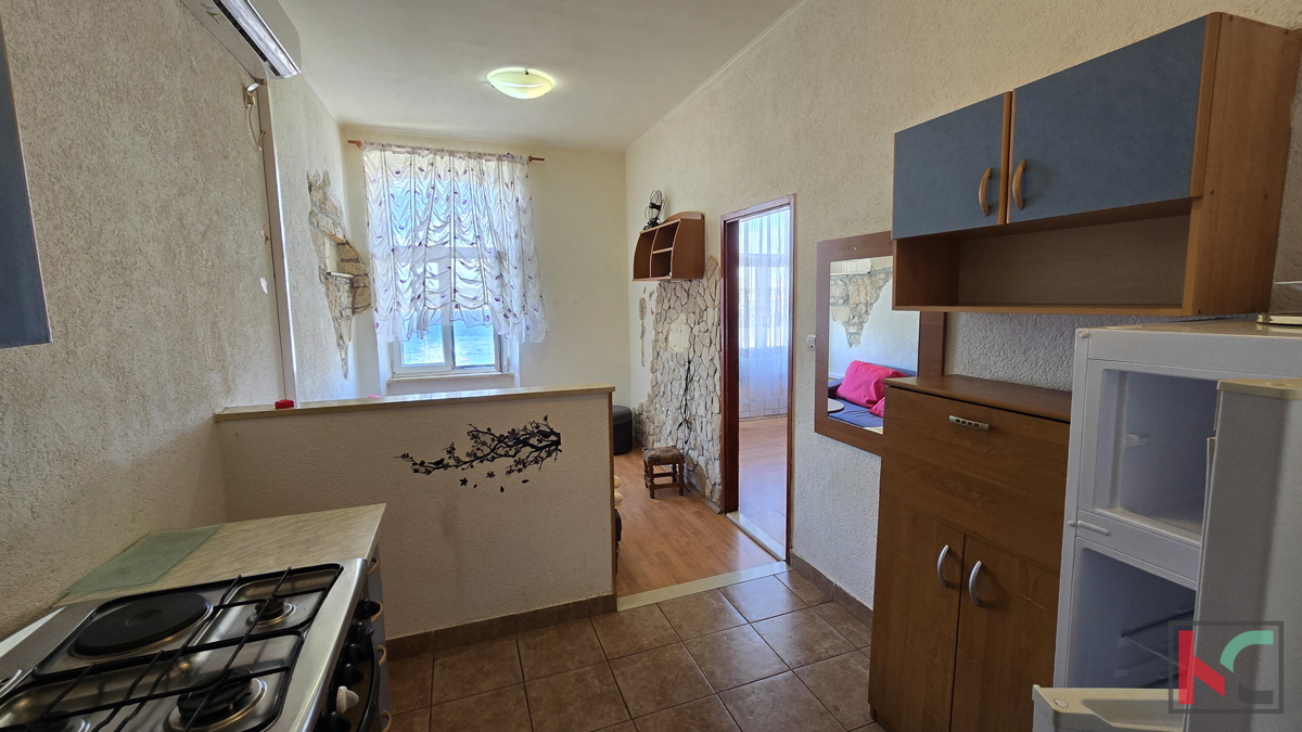 PULA, STOJA, APPARTAMENTO DIVISO IN 2 APPARTAMENTI TRILOCALI CON VISTA MARE, TOTALE 112,23m2 #VENDITA