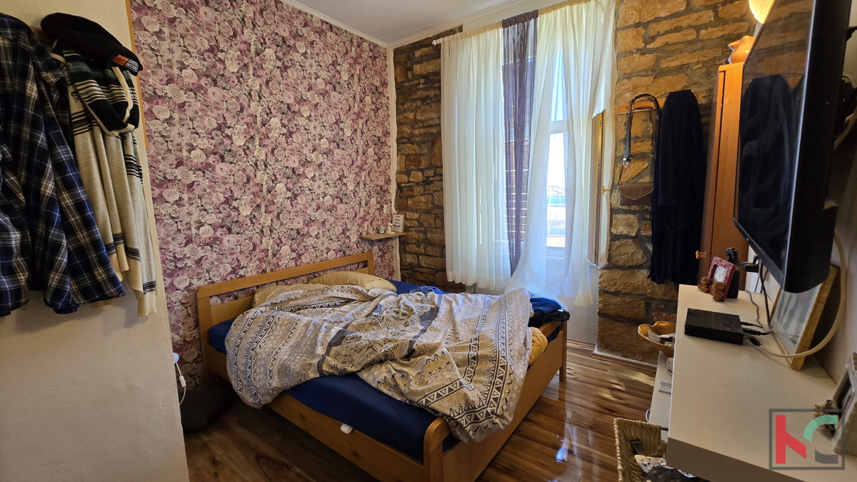 PULA, STOJA, APPARTAMENTO DIVISO IN 2 APPARTAMENTI TRILOCALI CON VISTA MARE, TOTALE 112,23m2 #VENDITA