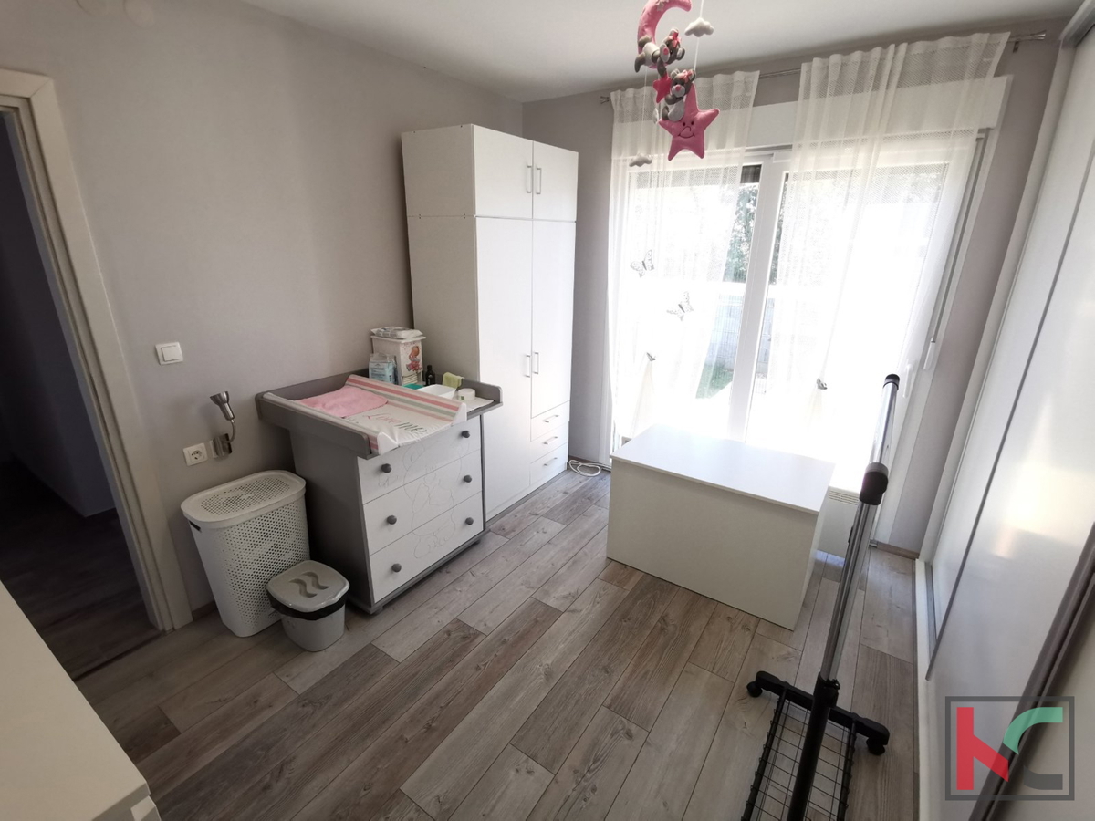 Pola, dintorni, casa prefabbricata 133m2 con giardino 367m2, posizione tranquilla