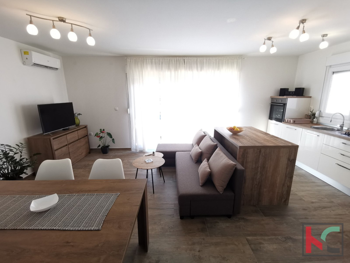 Pola, dintorni, casa prefabbricata 133m2 con giardino 367m2, posizione tranquilla