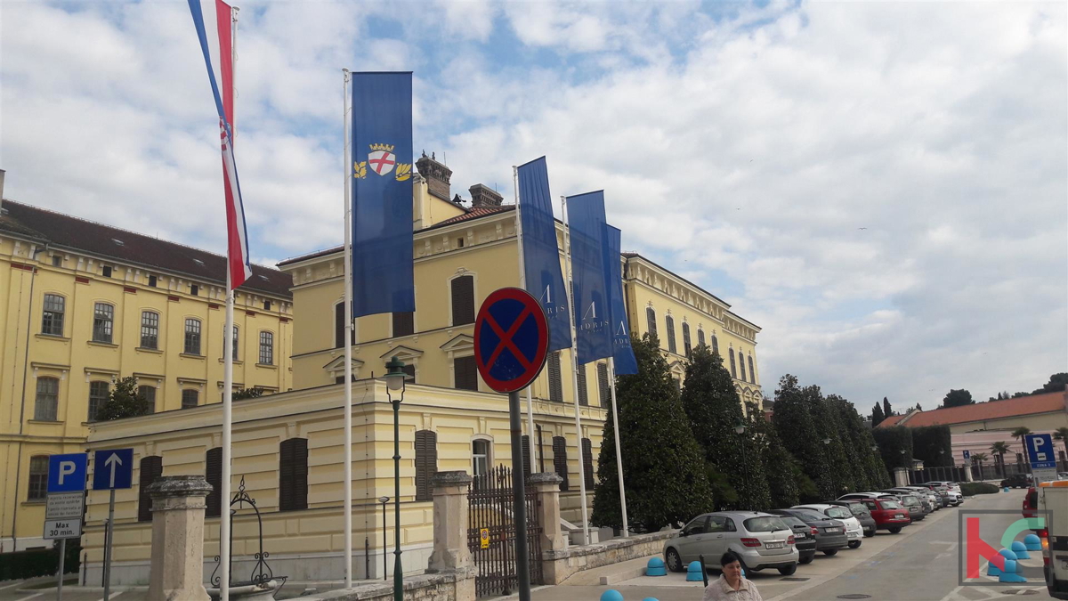 Rovigno, centro di ristorazione 150m2 centro