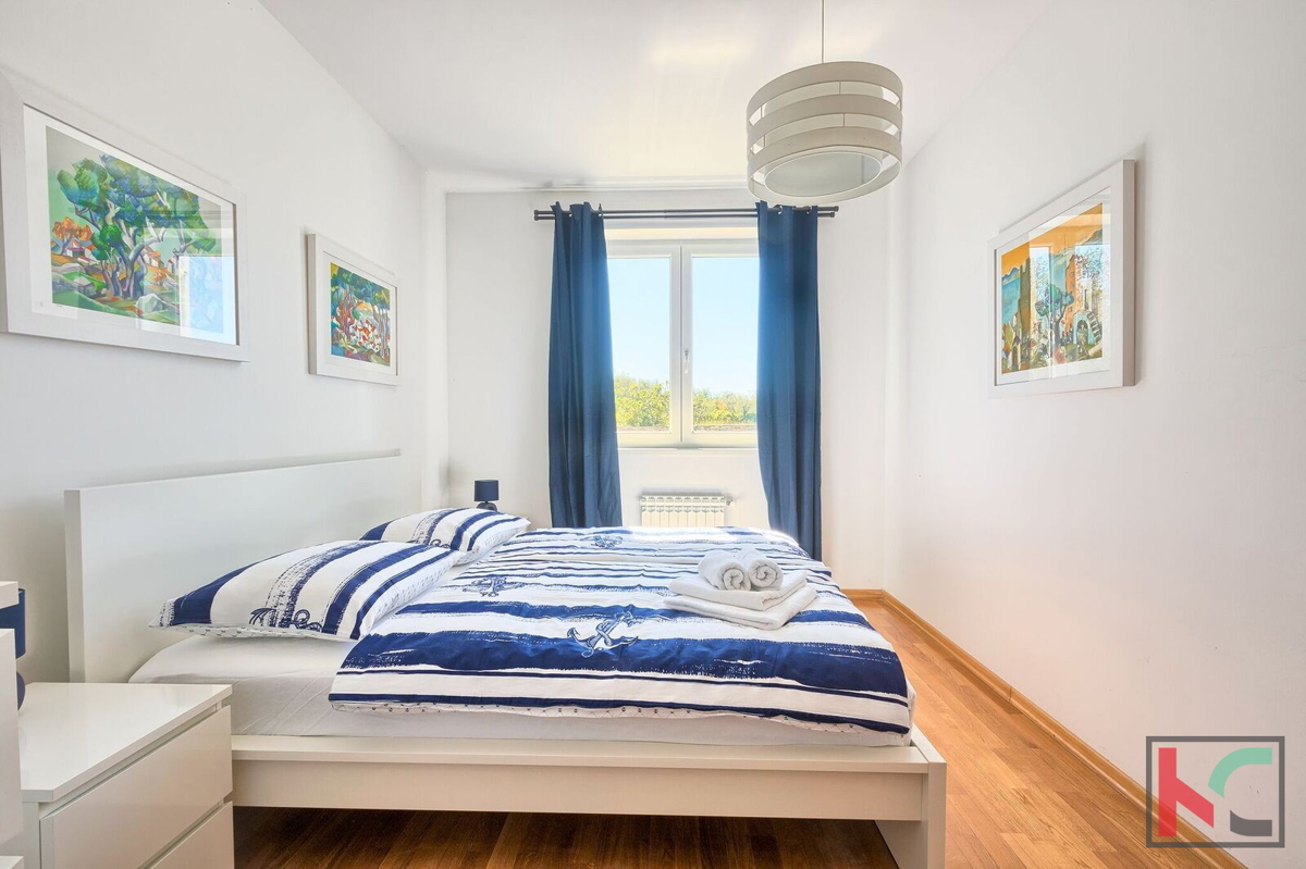 Istria, Peroj 176,65 m2, attico moderno non lontano dal mare