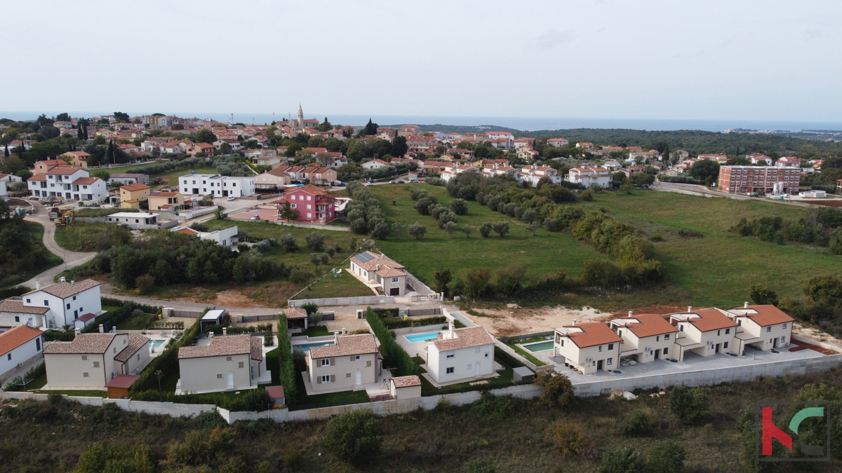 Istria, villa moderna con piscina vicino a Parenzo, #vendita