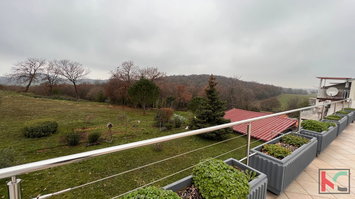 Istria, Parenzo, casa indipendente con giardino paesaggistico in ottima posizione, #vendita