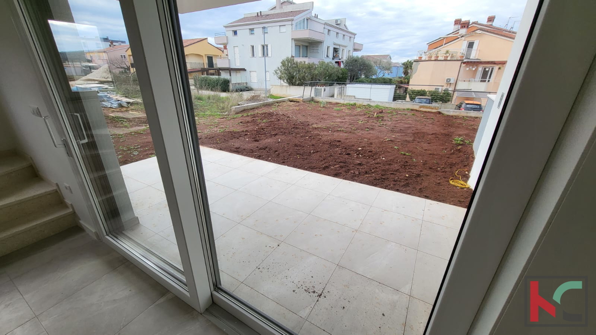 Istria - Premantura - Volme, appartamento 75m2 in un lussuoso edificio nuovo con vista mare
