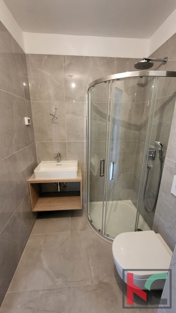 Istria - Premantura - Volme, appartamento 75m2 in un lussuoso edificio nuovo con vista mare