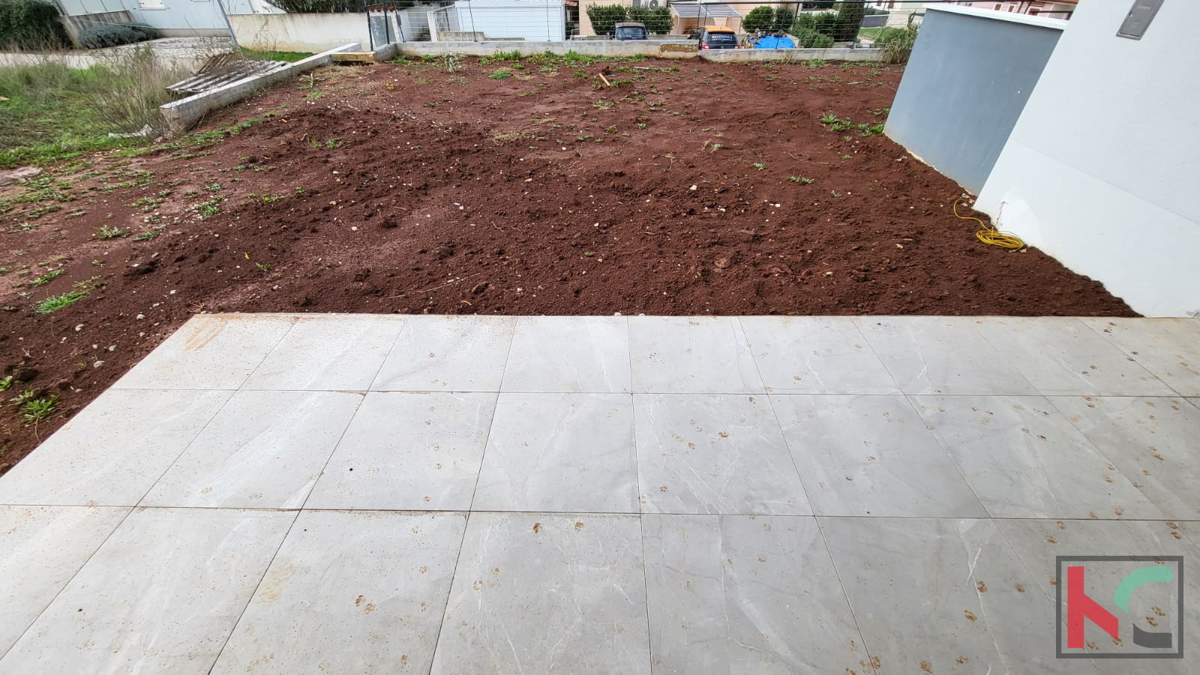 Istria - Premantura - Volme, appartamento 75m2 in un lussuoso edificio nuovo con vista mare